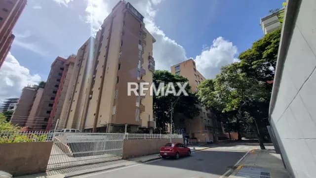 APARTAMENTO EN VENTA URBANIZACION EL ROSAL CHACAO