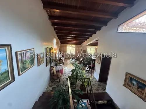 Kc.g #26-2675 Cálida Y Hermosa Casa En Venta Con Frescura Natural Ubicada En San Antonio De Los Altos Las Salías