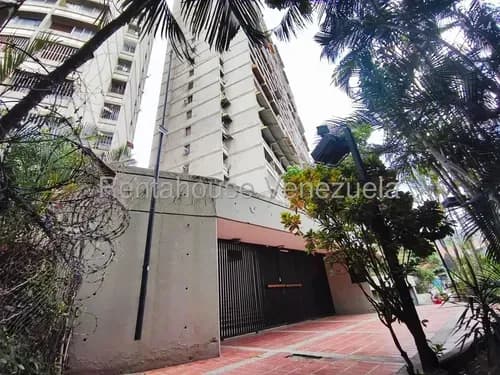 Apartamento En Alquiler Bello Monte. 18310