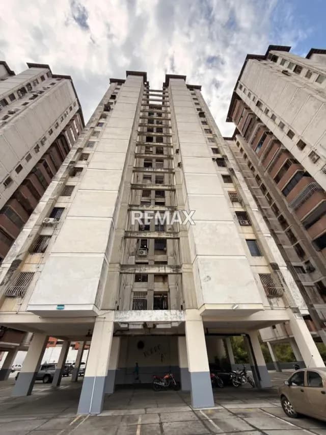 Apartamento en venta las Acacias El Murachi piso 2