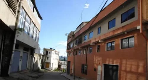 Kh9 Alquiler De Galpon En Filas De Mariches A 10 Mts Del Centro Ferretero El Pico. Cliente Directo
