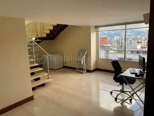 Apartamento En Alquiler La Florida 26-15945