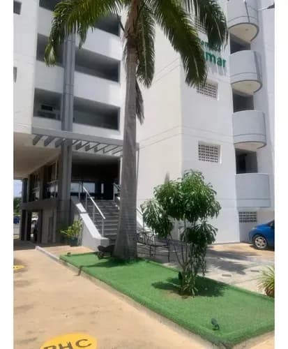 Apartamento En El C.r Islamar Lecheria Ve49-108lc-sran