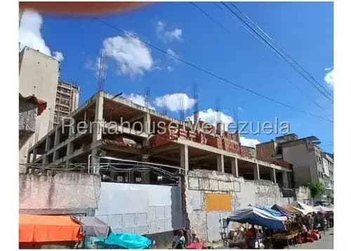 Edificación En Venta En Quinta Crespo 25-16491 Cs