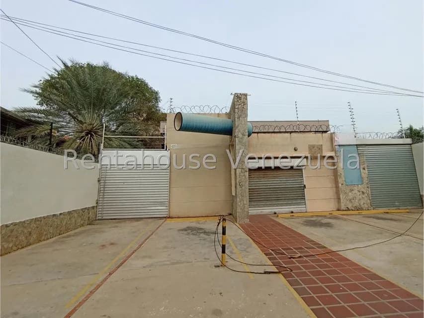 Comercial (Oficina) en Venta en Tierra Negra, Zulia