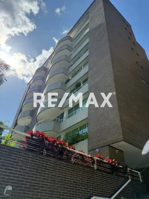 En Venta Espectacular Apartamentode 240m, El Bosque - Los Chorros.