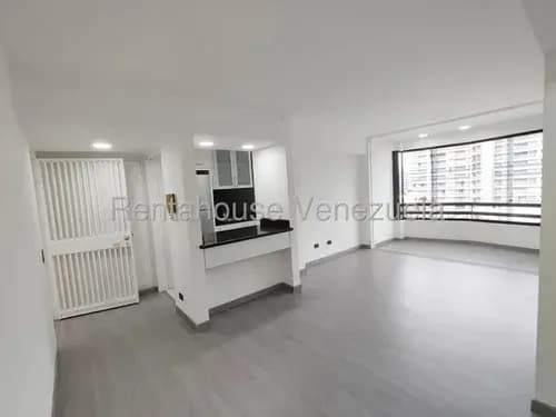 Apartamento En Venta Los Palos Grandes. Cira Simancas. Mls #26-20442