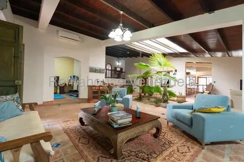 Sq. Casa En Venta En Prados Del Este D26-19772s