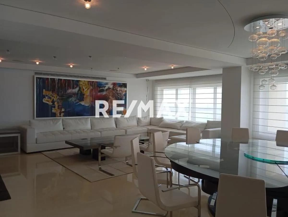 Apartamento en Alquiler Edificio Torre Angelini
