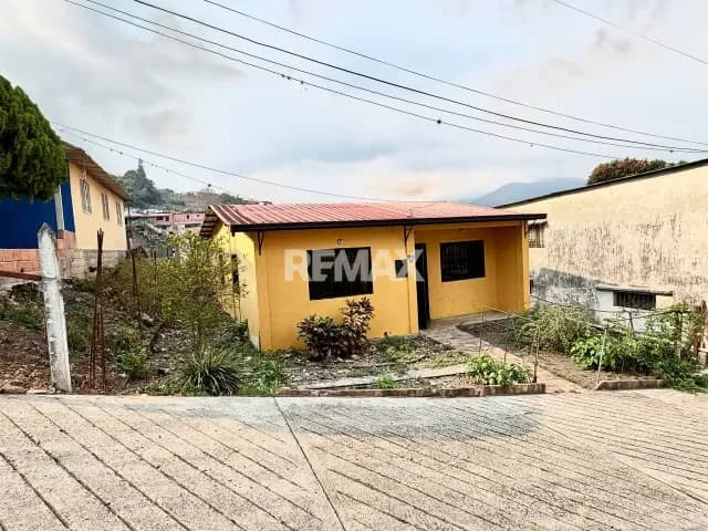 Casa En Alquiler en Campo C
