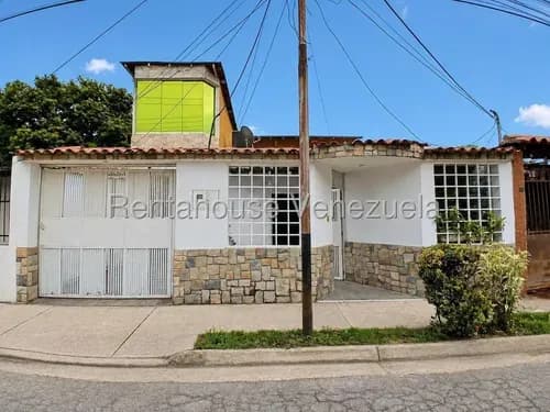 Asg Linda Casa En Venta En Urb Villas De Aragua De La Morita 26-20680