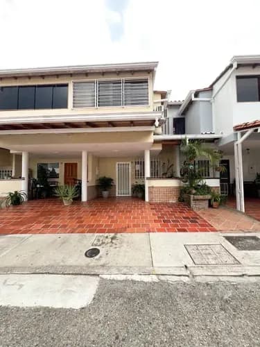 Casa Moderna En Venta Urb Hacaritama Pueblo Nuevo Gc
