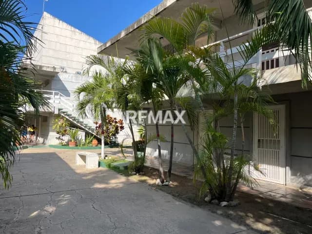 Apartamento en Alquiler - Planta Baja, ubicado en Conjunto Residencial Doral Beach - Lechería.