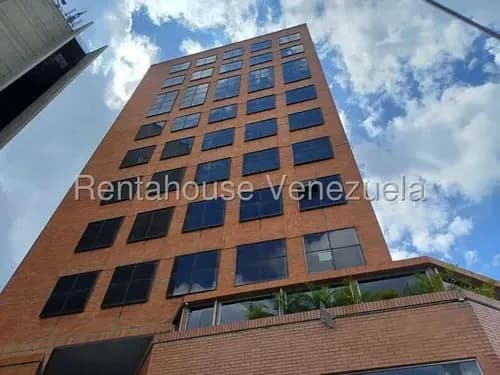 Local En Alquiler Mls 25-13846 Ycl.