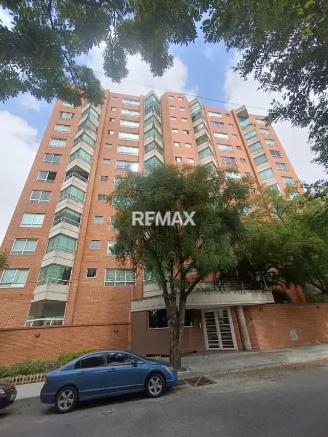 ALQUILER DE APARTAMENTO EN EL ROSAL, MUN. CHACAO