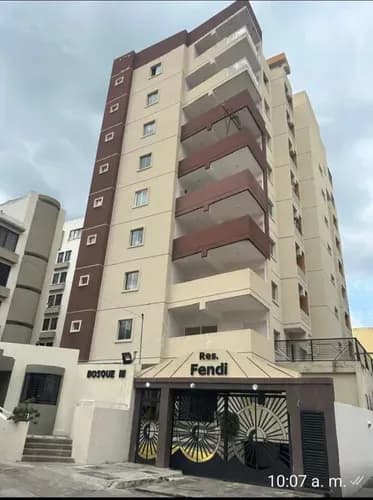 Venta Apartamento Urb. El Bosque Resd Fendi. Maracay Aragua