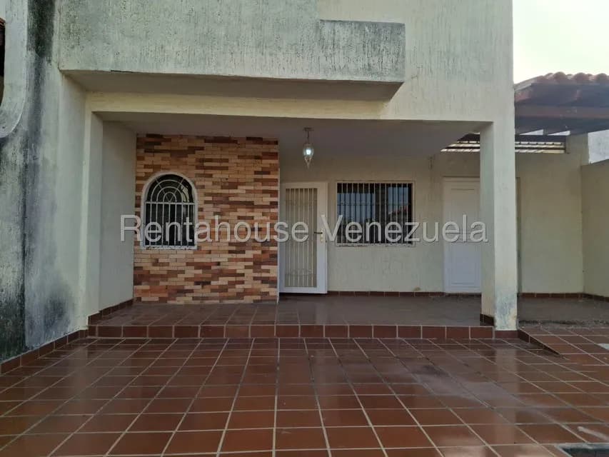 Townhouse (Duplex) en Venta en Los Robles, Nueva Esparta