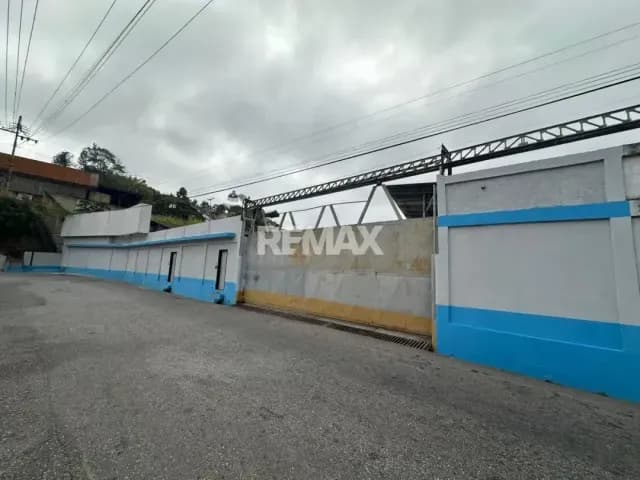 Galpón Insutrial Tipo IN1 con Terreno en venta, Zona Industrial de Carrizal