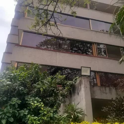 Enta Ph Los Palos Grandes 310m Con Vista 360 Al Ávila
