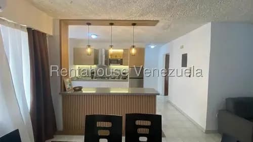 Apartamento En Venta Comodo, Actualizado Amoblado Piso Bajo, La Granja Naguanagua Diana C 26-17442