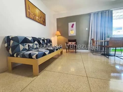 Sq. Apartamento En Alquiler En Los Palos Grandes Amoblado Y En Zona Exclusiva D26-19670s