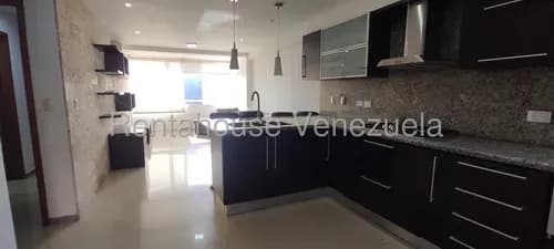 Sq. Apartamento En Alquiler En Lomas Del Sol D26-19468s