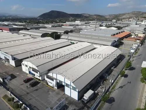 Ana Karina Molleja Alquila Galpón En Zona Industrial 3, Barquisimeto Lara /akm