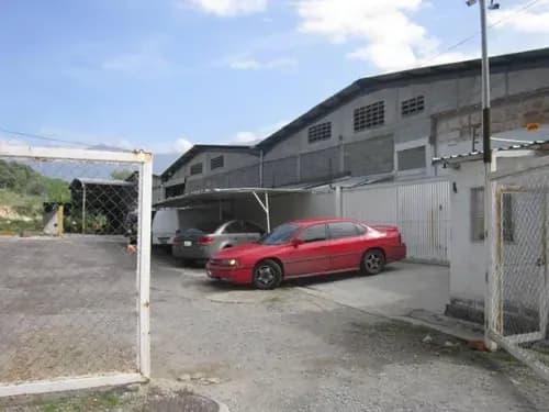 Galpón En Venta Guarenas Cloris Mls# 23-18920 Elsy Machado