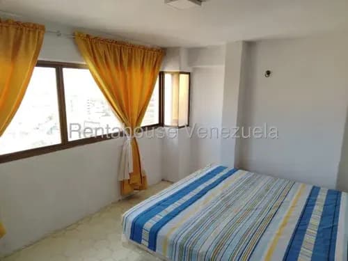 Emg Alquila Apartamento Comodo En Zona De La 4 De Mayo , Edif Tifani, Isla De Margarita