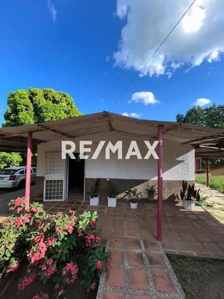 ¡ HERMOSA GRANJA EN VENTA !