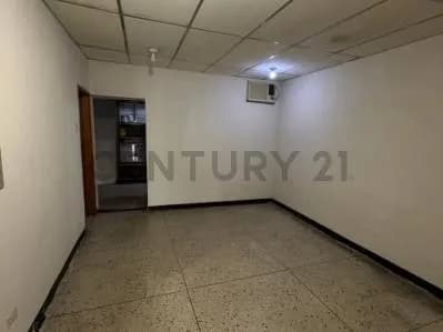 Local en Alquiler Av. Márquez del Pumar, Sector Centro