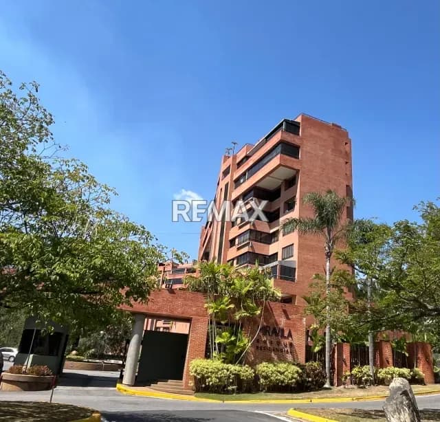 ESPECTACULAR PB DUPLEX CON TERRAZA Y VISTA AL AVILA