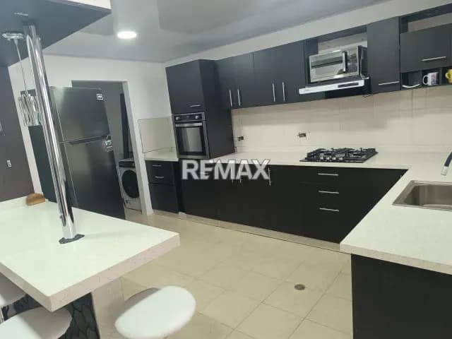 CASA EN ALQUILER EN MONTERREY SECTOR TIPURO MATURIN