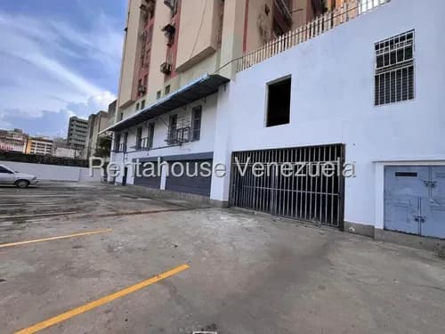 Ecl Extraordinaria Oportunidad Amplio Local Comercial Zona Centro Maracay 26-17752