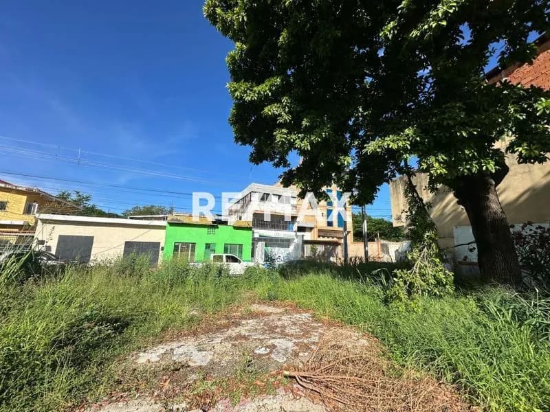 SE VENDE TERRENO CASCO CENTRAL CAGUA