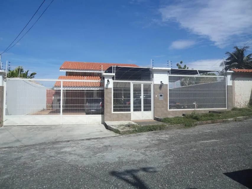 Casa (Duplex) en Venta en Santa Elena, Lara