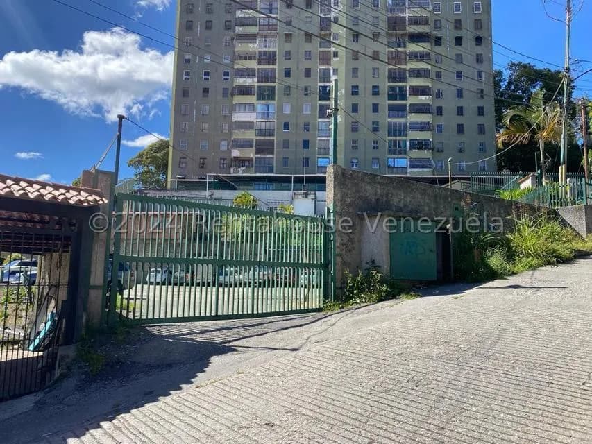 Terreno (Comercial) en Venta en Las Salias, Miranda