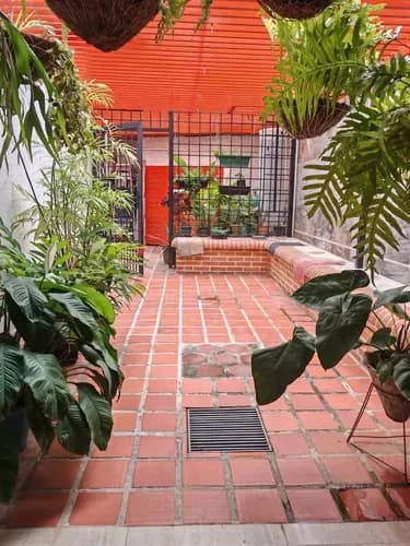 Casa Apartoquinta Prebo Con Patio Dos Niveles 3 P/e Precio Negociable Clientes Directos !