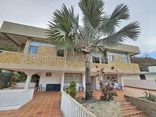 En Venta Casa En Cumbres De Curumo Mbf.