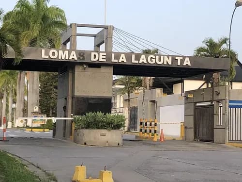 Hermosa Casa Quinta Con Gran Potencial