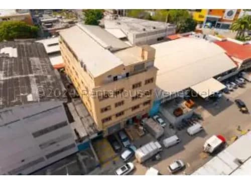 #26-16620 Excelente Edificio Industrial En La Trinidad