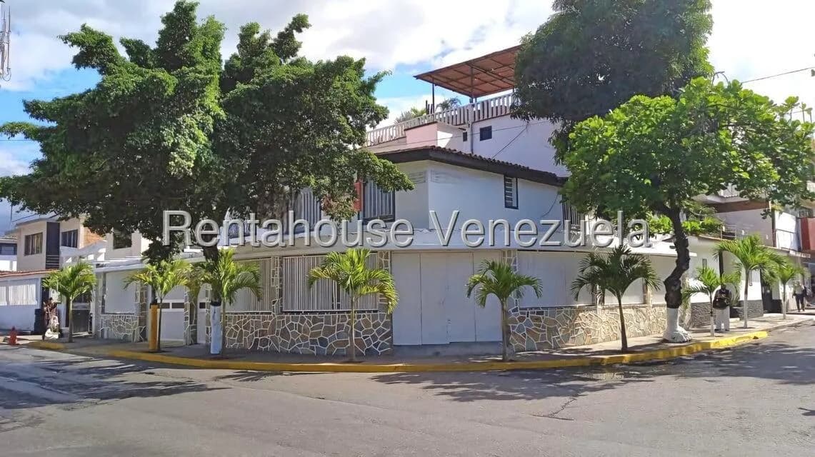 Terreno (Comercial) en Venta en La Atlantida, Vargas