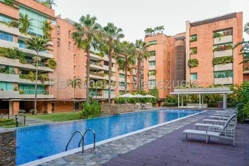 Apartamento ( De Revista / Remodelado / Equipado ) Venta Campo Alegre ( Resd.premier La Ceiba ) Mls - 26-9666