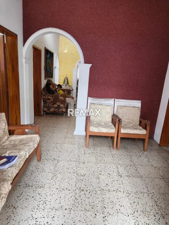 VENTA DE CASA EL JUNCO PARTE BAJA TARIBA