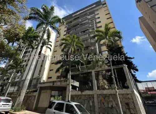 Apartamento En Alquiler Amplio Y Equipado En Santa Fe Sur #26-19604 Magaly