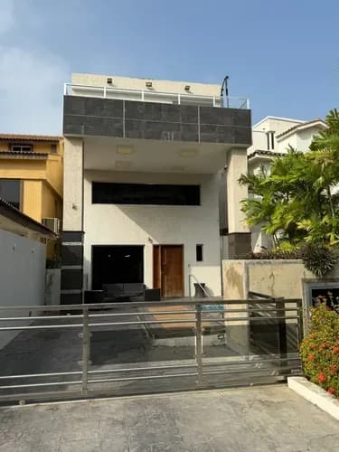 Casas Bote A En Venta Y Alquiler