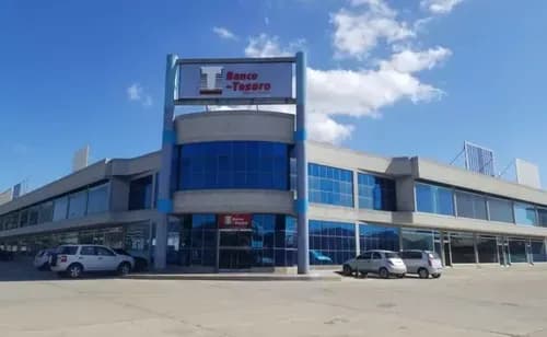 Galpón En Alquiler En La Quizanda Valencia | Área 620m2 | Showroom Oficinas En Dos Niveles | Electricidad Trifásica | Vigilancia 24/7 | Altura 8m | Estacionamiento Y Patio De Maniobras (e&m)