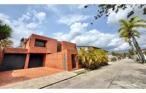 Casa En Venta Lomas De La Lagunita