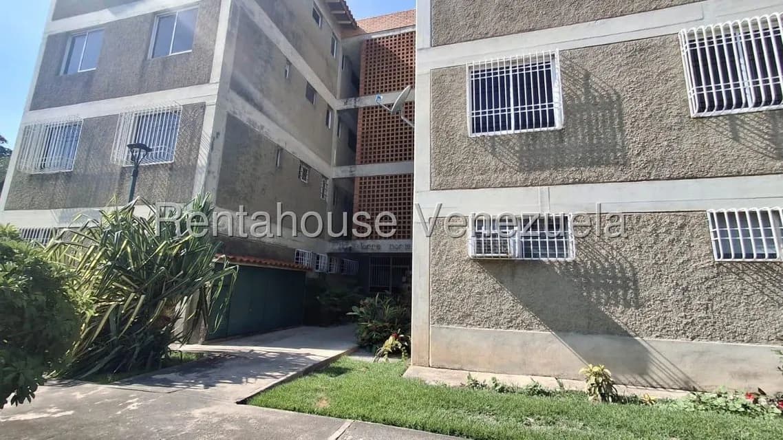 Apartamento (1 Nivel) en Alquiler en Centro, Lara