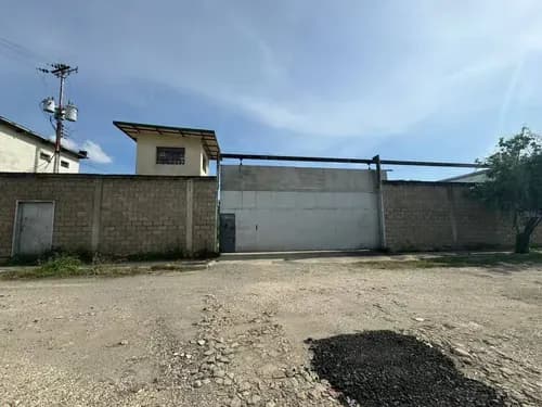 Np Se Vende Galpón Parque Comercio Ind. Aeropuerto, Flor Amarillo Código 314095